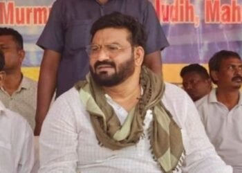 Breaking News: Minister Hafizul Hasan's health deteriorated during Jharkhand assembly session, several ministers rushed to hospital