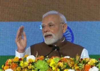 PM Modi arrived in Japan, said in the annual summit – "This is the best time to invest in India"