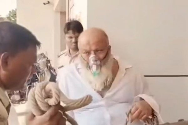 Breaking News: Gangs of Wasseypur fame gangster Fahim Khan's health deteriorates, admitted to hospital