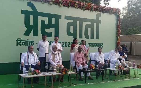 Opposition candidate for the post of Vice President B. Sudarshan Reddy reached Ranchi, sought support from JMM