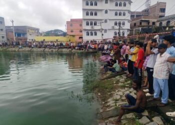 Ranchi: A young man drowned in a small pond, people got angry after finding the dead body