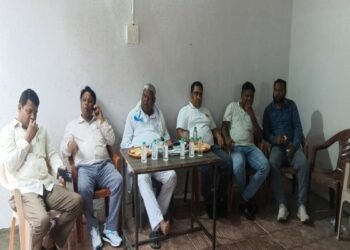 JMM विधायकों की अहम बैठक संपन्न, गुरुजी शिबू सोरेन को सम्मान दिलाने की मांग तेज