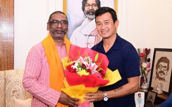 Former captain of Indian football team Baichung Bhutia met Chief Minister Hemant Soren