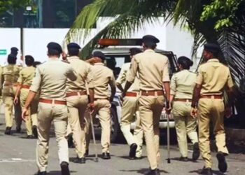 बिहार: रोहतास में ज़मीन विवाद ने लिया हिंसक रूप, SDPO समेत 8 पुलिसकर्मी घायल