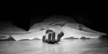 Tragic incident in Dumri: Drunk son kills father by smashing his head