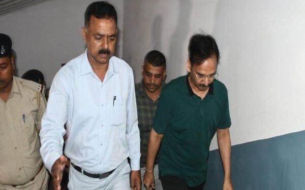 रांची में ACB की बड़ी कार्रवाई: जेल में बंद कारोबारी विनय सिंह के ठिकानों पर छापेमारी