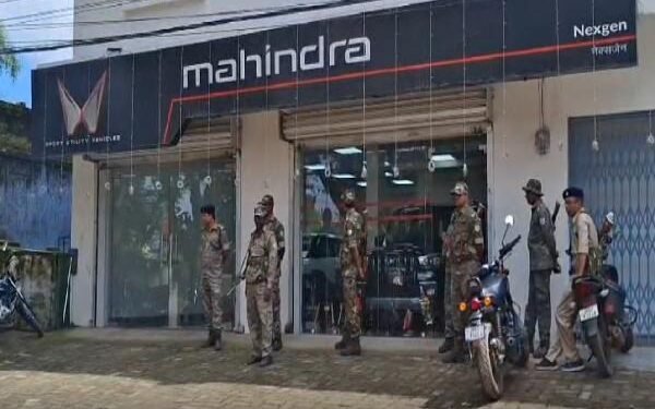 Breaking News: लोहरदगा में नेक्सजेन महिंद्रा शोरूम पर ACB की छापेमारी जारी