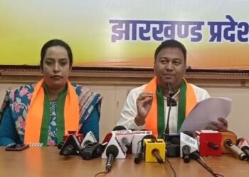 कौन है इन तीन कंपनियों का मालिक जिनपर स्वास्थ्य विभाग है मेहरबान, बीजेपी प्रवक्ता अजय शाह ने उठाया सवाल