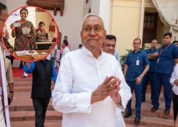 हर महिला के खाते में आएंगे ₹10,000 – जानिए कौन और कैसे उठा सकता है फायदा!