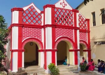 The miraculous Bhavani Shankar temple of Thakur village, where the sight of the idol is lost!