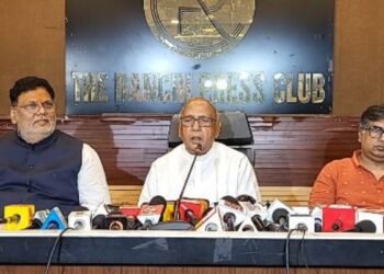 Saryu Rai makes a major statement regarding the Saranda forest, accusing the state government of disobeying the Supreme Court order.