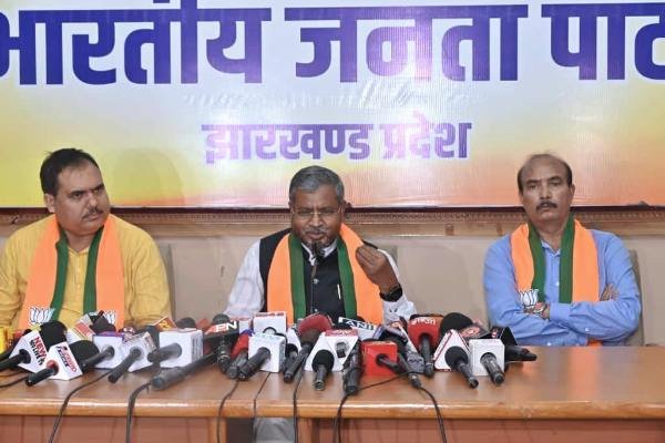 Hemant government is playing the game of power by holding the police administration hostage: Babulal Marandi