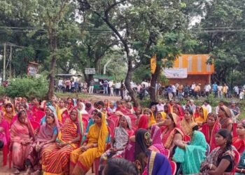 Indefinite protest by Private School Struggle Committee against the arbitrariness of the school