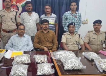 RPF conducts major operation at Dhanbad station, seizes 36 kg of silver jewellery