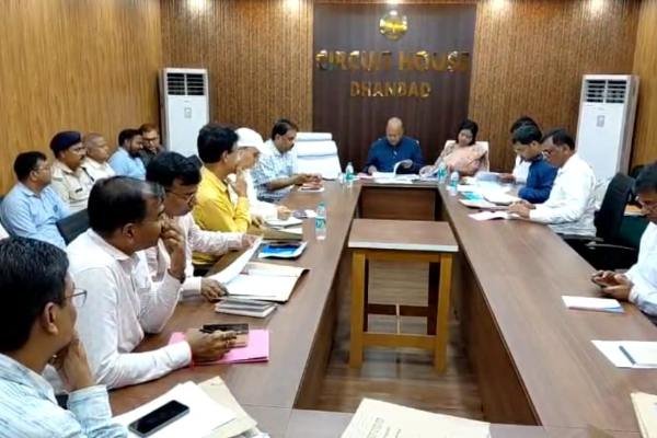 Review meeting of Jharkhand Legislative Assembly's Government Assurance Committee in Dhanbad, more than 200 assurances still pending