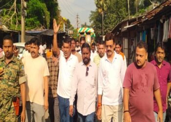 BSF जवान चंद्रशेखर को सिंदरीवासियों ने नम आंखों से दी विदाई