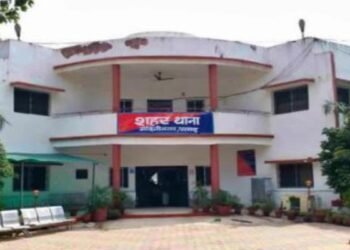 थाने में घुसकर रील्स बनाना पड़ गया महंगा, एफआईआर दर्ज