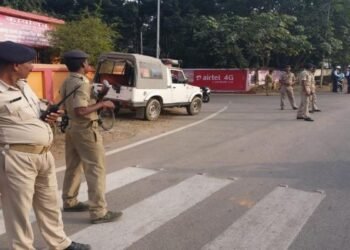 छठ पर पुलिस की विशेष तैयारी, तीन शिफ्ट में तैनात रहेंगे पुलिसकर्मी