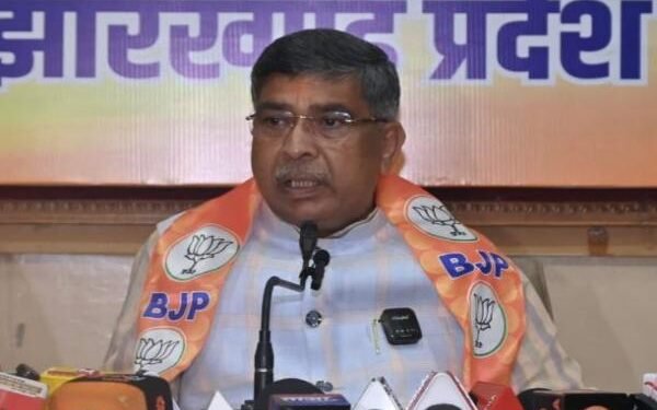 कल 12 घंटे पश्चिम सिंहभूम बंद का आह्वान-बीजेपी ने लाठीचार्ज की न्याय़िक जांच की उठाई मांग