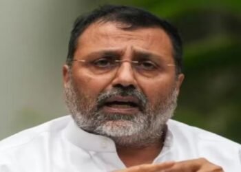 भाजपा सांसद निशिकांत दुबे की पत्नी की संपत्ति में भारी वृद्धि पर कांग्रेस ने उठाए सवाल