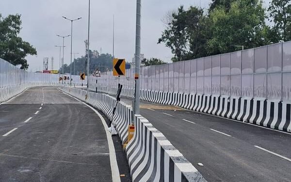 रांची का रातू रोड फ्लाईओवर बना मुसीबत की जड़, अधूरे ड्रेनेज सिस्टम से बढ़ी लोगों की समस्या