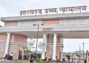 दुर्गा पूजा पंडाल, गेट एवं तोरणद्वार दो दिनों में हटाने का हाईकोर्ट का निर्देश