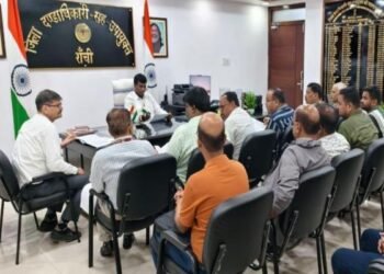 उपायुक्त मंजूनाथ भजन्त्री की अध्यक्षता में विभिन्न सड़क परियोजनाओं की समीक्षात्मक बैठक