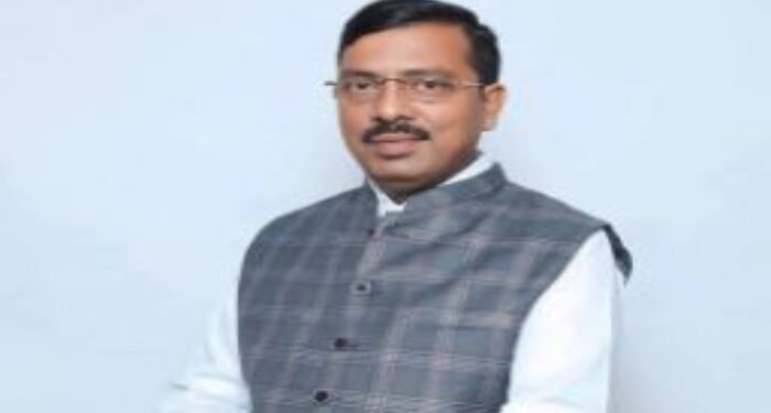 बड़कागांव विधायक रोशन लाल चौधरी की बिगड़ी तबियत, दिल्ली के अस्पताल में भर्ती