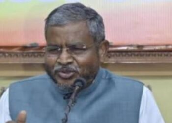 पुलिसिया तानाशाही पर भड़के बाबूलाल, लाइन हाजिर नहीं बर्खास्त करें नहीं तो…