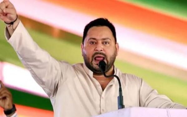 खगड़िया रैली रद्द होने पर भड़के तेजस्वी कहा-लोकतंत्र पर हमला