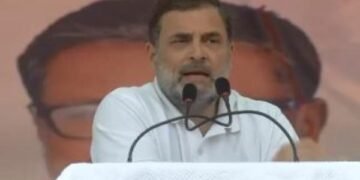 Breaking News : मुजफ्फरपुर में गरजे राहुल गांधी-मोदी को छठ से नहीं, सिर्फ वोट से मतलब