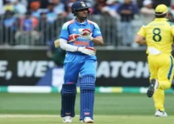 Breaking News : पहले ही मैच में भारत की करारी हार, ऑस्ट्रेलिया ने 7 विकेट से हराया