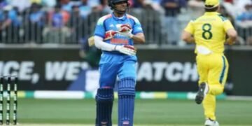 Breaking News : पहले ही मैच में भारत की करारी हार, ऑस्ट्रेलिया ने 7 विकेट से हराया