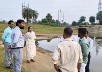 नहाय-खाय के साथ लोक आस्था का महापर्व छठ प्रारंभ, अनुमंडल पदाधिकारी ने लिया जायजा