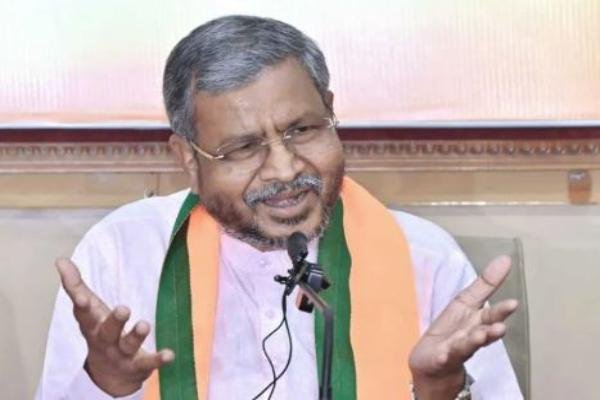 चाईबासा कांड पर गरजे बाबूलाल-बच्चों को एचआईवी संक्रमित खून चढ़ाना लापरवाही नहीं हत्या का प्रयास