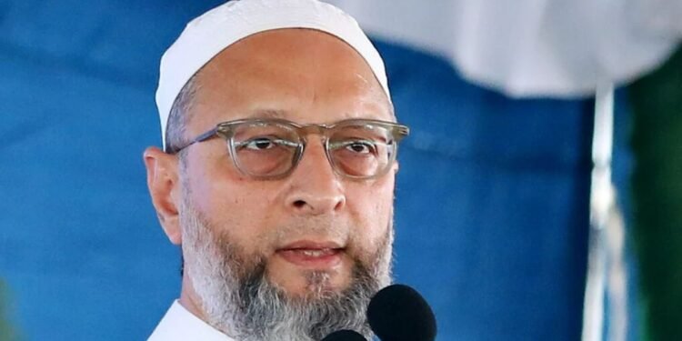 बिहार चुनाव के लिए ओवैसी ने जारी की प्रत्याशियों की पहली सूची!