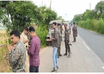 रातू थाना क्षेत्र में पुलिस और राहुल दुबे गैंग के बीच मुठभेड़, दो अपराधियों को लगी गोली