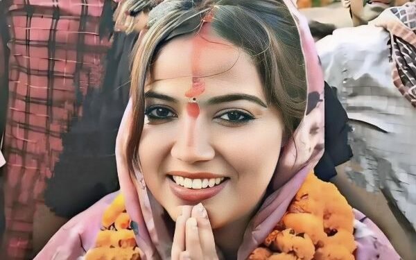 "Husband-wife meeting or political battle? Jyoti Singh's emotional post becomes the subject of discussion."