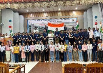 A march was held at St. Xavier's College on Unity Day, where students gave the message of national unity.