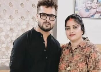 Bhojpuri actor Khesari Lal Yadav's wife Chanda Devi has been given an RJD ticket, as women candidates have added a twist to the political arena.