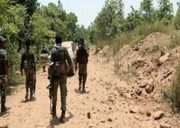 TSPC उग्रवादियों और पुलिस के बीच मुठभेड़, कार्बाइन के साथ कई हथियार बरामद