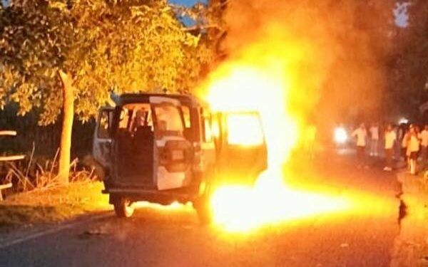 Cow smuggling attempt foiled, villagers set vehicle on fire