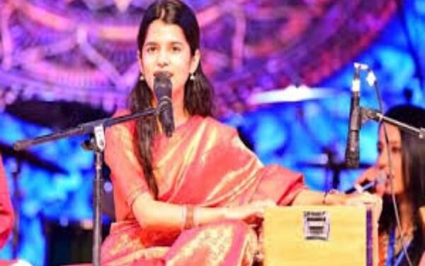 मैथिली ठाकुर इस सीट से लड़ेंगी बिहार विधानसभा चुनाव?