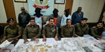 हजारीबाग लूटकांड मामले का सनसनीखेज खुलासा, तीन शातिर अपराधी गिरफ्तार