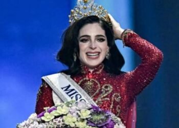 मेक्सिको की फातिमा बोश ने जीता मिस यूनिवर्स 2025 का खिताब, डिस्लेक्सिया और ADHD को मात देकर बनी विश्व सुंदरी