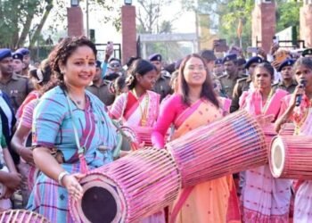 "झारखंड जतरा" समारोह में मंत्री शिल्पी नेहा तिर्की और विधायक कल्पना सोरेन हुई शामिल