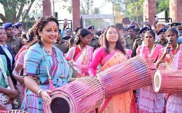 "झारखंड जतरा" समारोह में मंत्री शिल्पी नेहा तिर्की और विधायक कल्पना सोरेन हुई शामिल