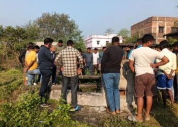 धनबाद में कुंए से विवाहिता का शव मिलने से मची हड़कंप, दहेज के लिए हत्या का आरोप