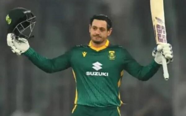 डी कॉक का धमाका, साउथ अफ्रीका ने पाकिस्तान को 8 विकेट से हराया