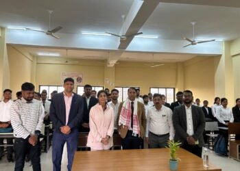 डॉ. ऋतुपर्णा गौर ने “भविष्य के लिए तैयार प्रबंधक” विषय पर दूरदर्शी व्याख्यान के साथ सीयूजे के एमबीए छात्रों को प्रेरित किया